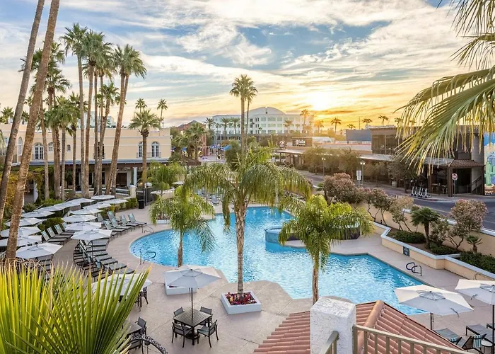 Resort Crowne Plaza Phoenix - Golf By Ihg 4*