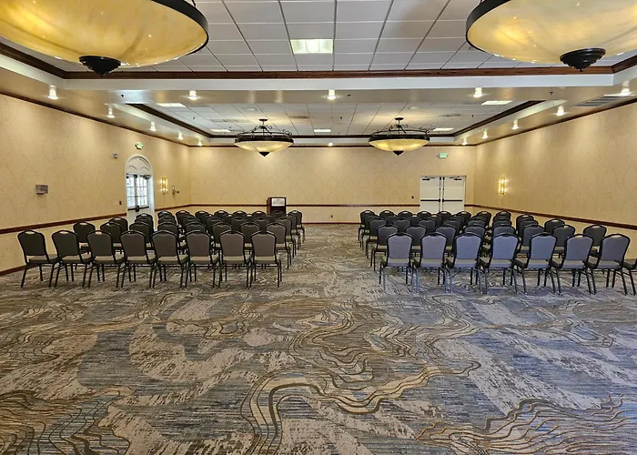 Resort Crowne Plaza Phoenix - Golf By Ihg 4*