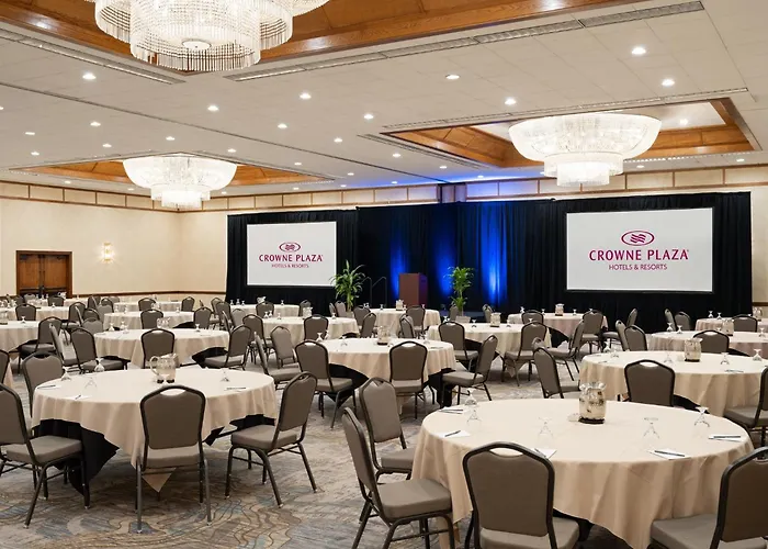 Crowne Plaza Phoenix - Golf By Ihg Resort 4*