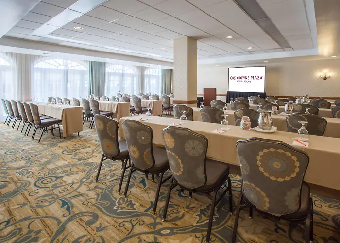 Crowne Plaza Phoenix - Golf By Ihg Resort 4*