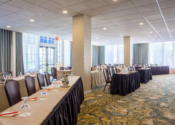 Resort Crowne Plaza Phoenix - Golf By Ihg Chandler